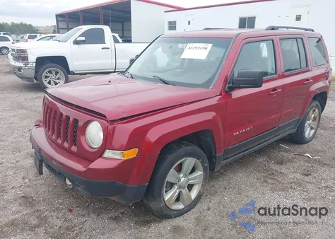 2012 Jeep Patriot Latitude z USA, uszkodzony, nr VIN 1C4NJRFB6CD672352